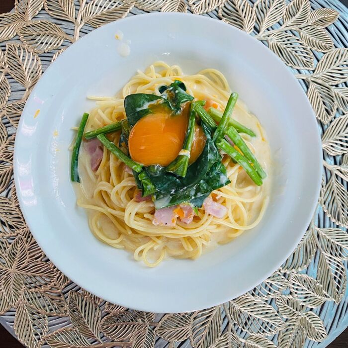ほうれん草と相性バツグン!カルボナーラ