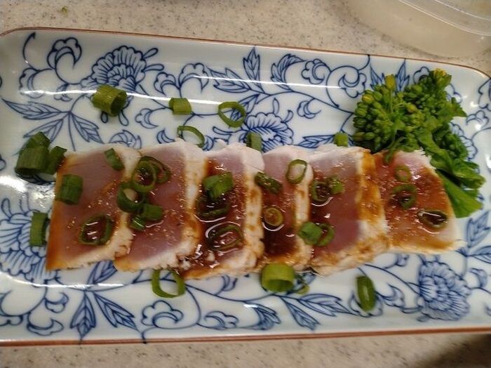 醤油たれをかける