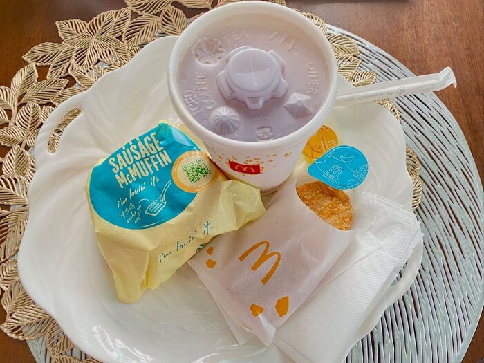 朝寝坊にも便利!ドライブスルーでソーセージマフィンセット!