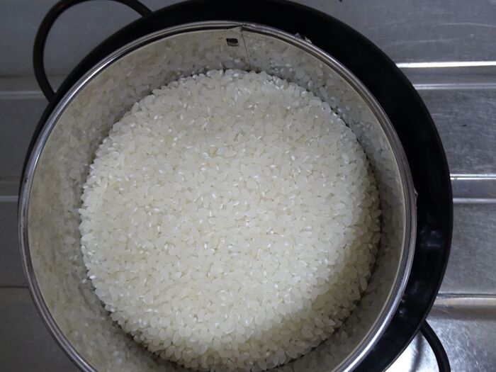 米をのせます。