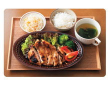 【お腹がすかないダイエット】外食でもしっかり食べて痩せられる。選ぶべきお店とメニューは??