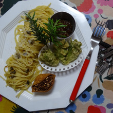 peperoncinoと…ふきのとうの天ぷらと蕗味噌