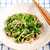 【万能おだしで作るピーマンとツナの炒めもの】便利な野菜だし使用!