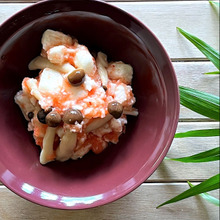 簡単&万能♪叩き長芋としめじの明太子の和え物