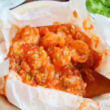 こんなに簡単?!包んでレンチン完了!ぷりっと仕上がる簡単エビチリ