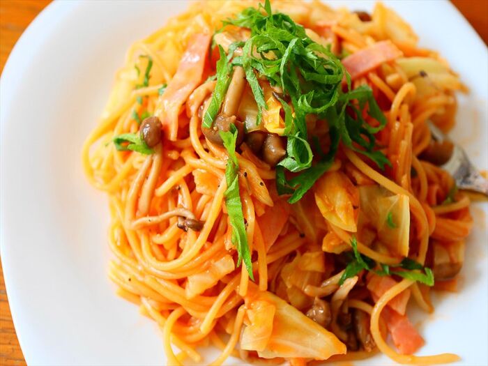 お鍋は要りません!ポリ袋でレンチン仕上げの和風ガリバタトマトパスタ