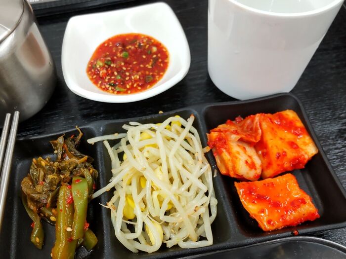 キムチ類5種類も一緒に入れてみました!