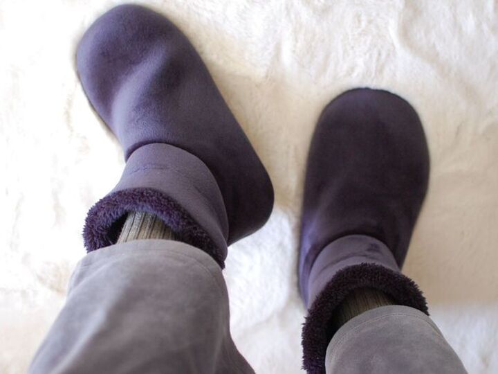 【ユニクロ】極上のあったかさでこの価格!?ふわもこ♡ブーツ型ルームシューズは絶対に"買い"!