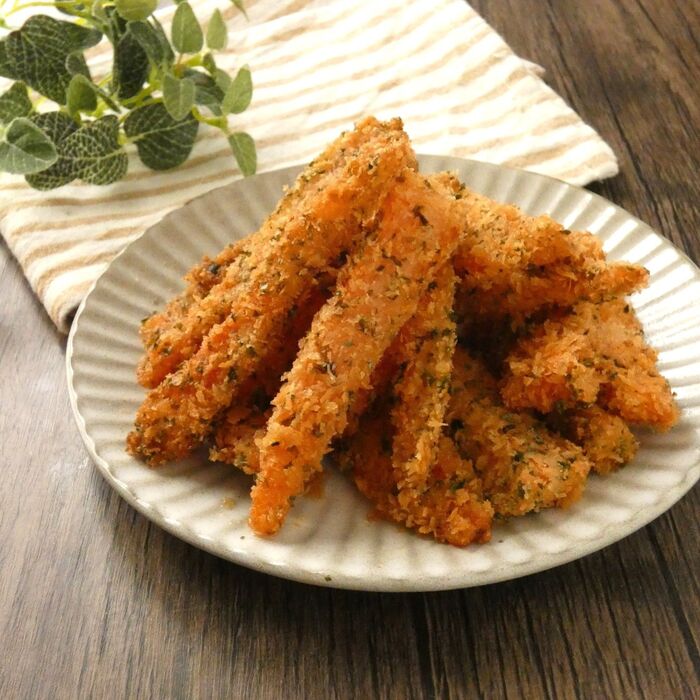 食べ始めると止まらない!「人参のスティック揚げ」