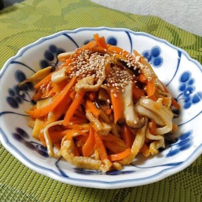ニンジン・エリンギ・うす揚げの炒め物