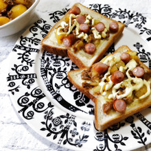 我が家定番の超簡単「ツナじゃが」がパンに合う♡ウィンナーのせチーズマヨのツナじゃがオープンサンドー!