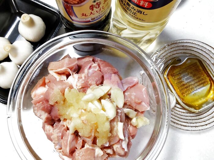 ♯の材料をすべて揉み込みます。