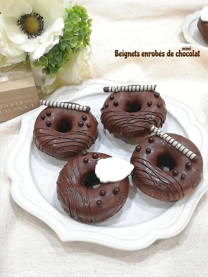 【混ぜるだけ!】チョコたっぷりෆチョコ好きが喜ぶ  ミスド風チョコドーナツ