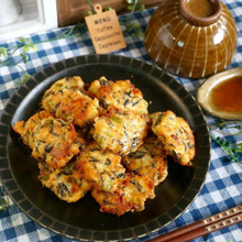 枝豆・チーズ・ひじきの和風とうふナゲット(少ない油で揚げ焼き)