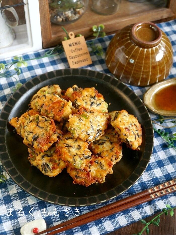 枝豆・チーズ・ひじきの和風とうふナゲット(少ない油で揚げ焼き)