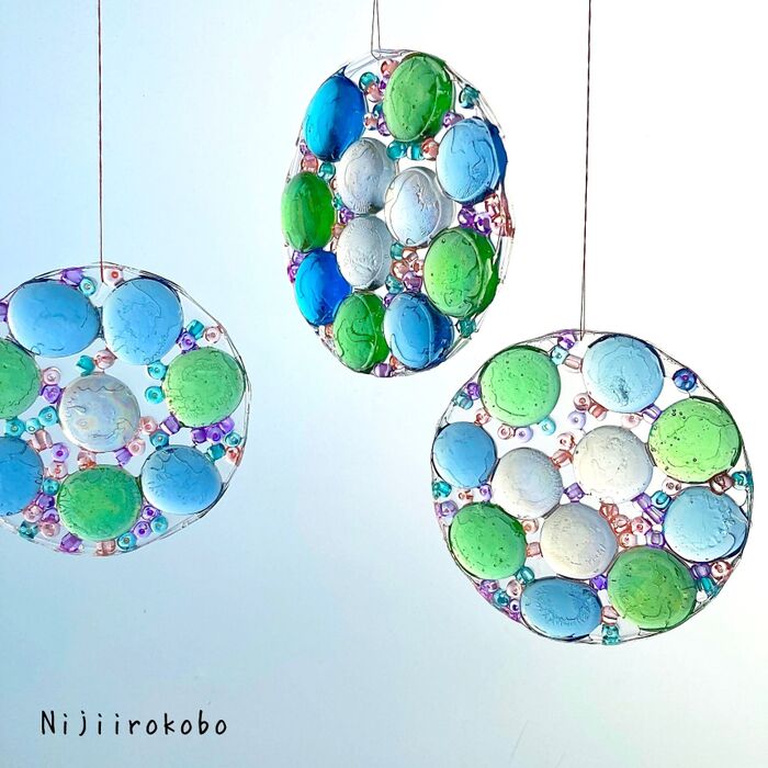 夏休みの工作にも!宝石サンキャッチャー