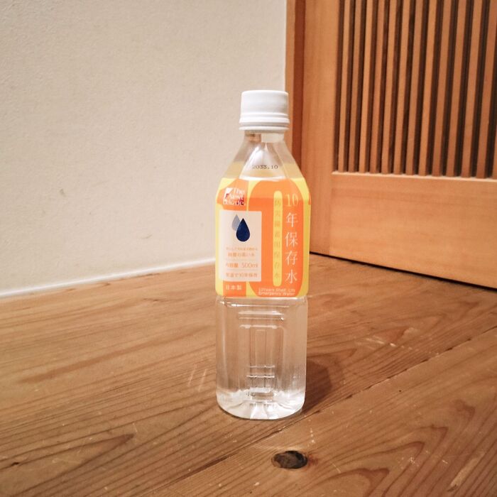 温度変化の激しい車中備蓄はコレ!The Next Dekade10年保存水