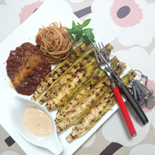 ヤングコーンのグリエ、パスタ添え…謎のソース?