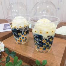 【なんちゃってマクドナルド】爆速コーヒーゼリーと混ぜるだけバニラアイスクリームでコーヒーゼリーパフェ