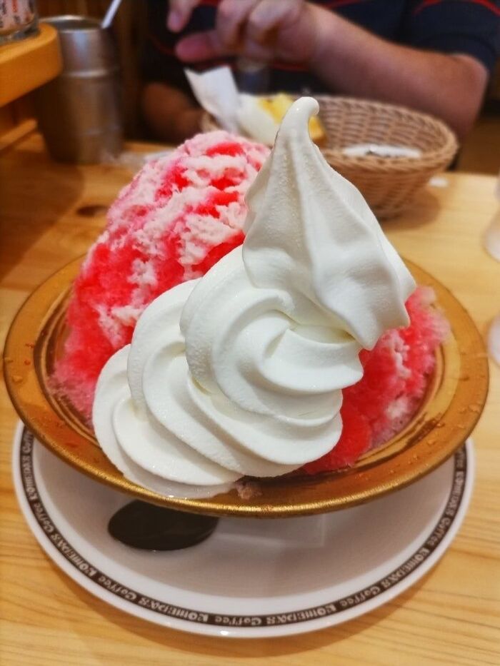 今年もデカい!【コメダ珈琲店】コメダ名物かき氷