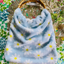 夏に最適!肌ざわりの良い手提げバッグ