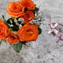 捨てずに活用!『可愛い女の子の芋虫』淡い緑色のプチプチと花束の飾りリボンで作成!意外な使い方も紹介!