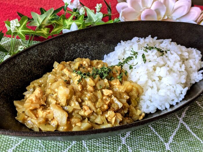 ブロッコリーの茎と芯たっぷりの栄養満点カレー♡