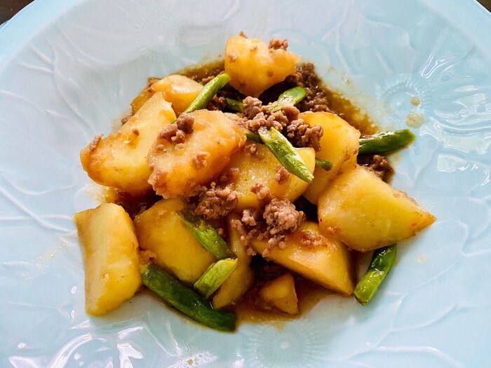 じゃがいも、いんげんの甘辛そぼろ煮