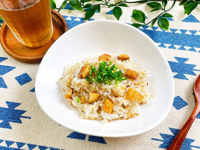 【ダブルガーリックライス】便利な野菜だし使用!