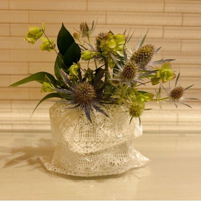 「花びんナシ、花留めナシでも大丈夫」ペットボトルで簡単アレンジメント