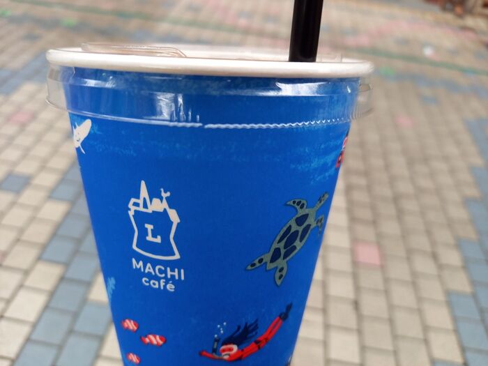 真夏の散策のおともにも!涼やかに☆【ローソン】アイスコーヒー☆