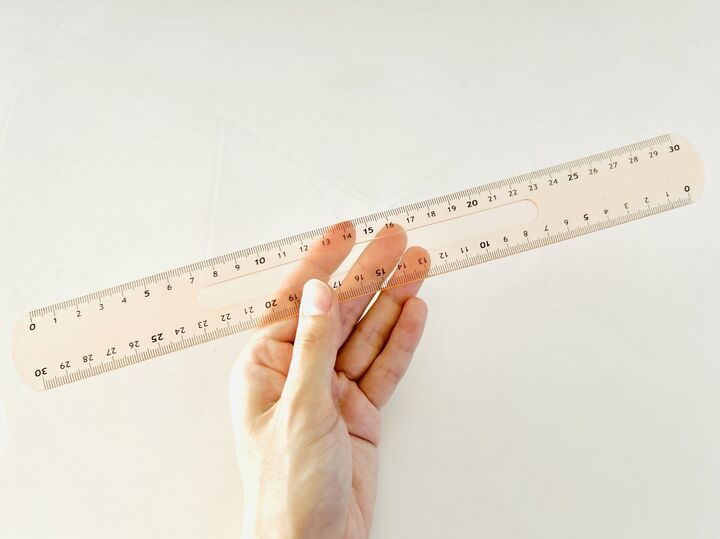 【ダイソー】ド定番の文具ですが…目を疑う新発想に!ありそうでなかった機能が意外と便利♡