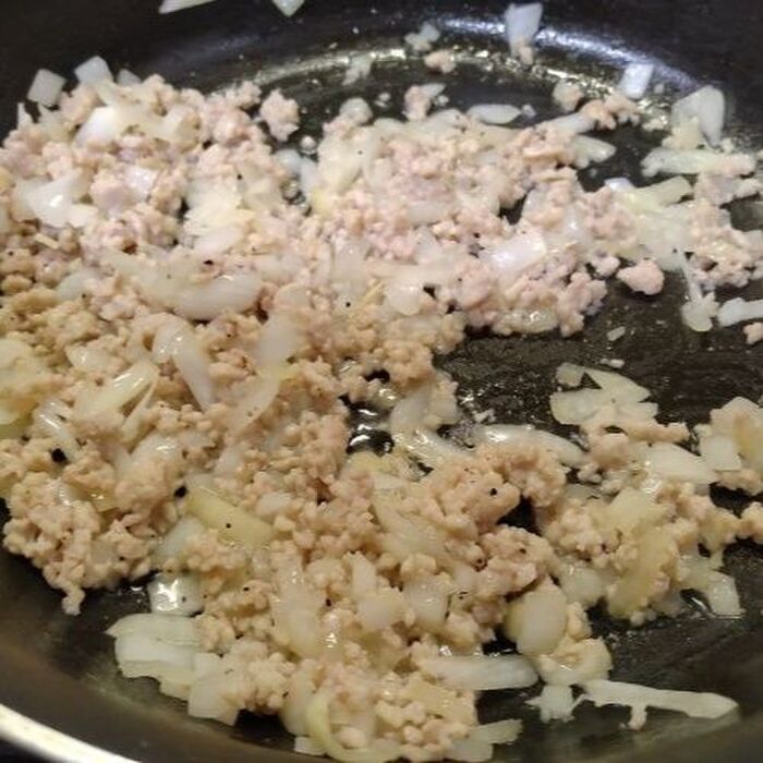 鶏ひき肉と玉ねぎ