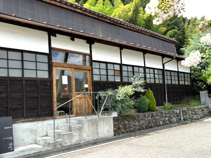 「ここは、東京?」豊かな自然に囲まれた天然酵母のパン屋さん「noco BAKERY & CAFE」