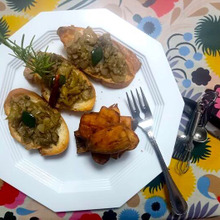 茄子と遊ぶ・・・・bruschetta aux aubergines