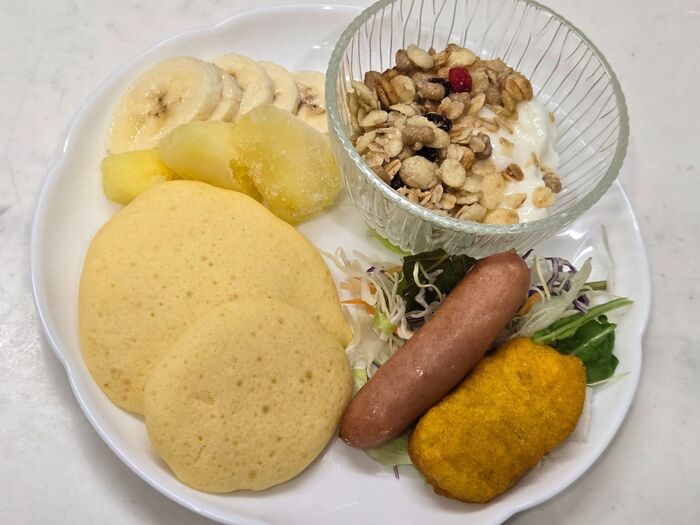 火を使わず簡単なのに満足感たっぷりパンケーキワンプレート!