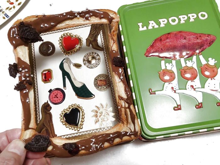 ダイソーのお品を使って押すだけ簡単!額縁なおやつも作れる?パパッと子ども喜ぶ手作りサンドグッズ♪