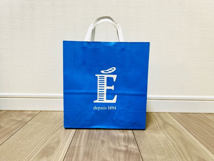 【夫からの東京土産】これが噂の…!!「リボン外すのドキドキ」「罪悪感と幸福感のはざま」