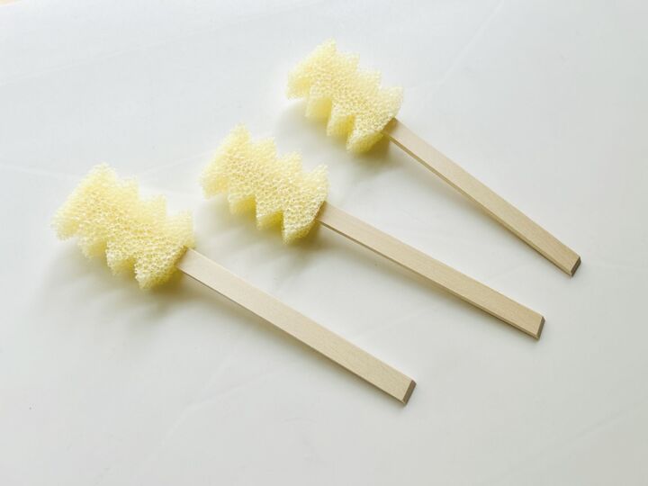 【ダイソー】なに、この形?見て見ぬふりしがちな「汚スポット」を徹底的に攻めたいなら…買うしかない!!