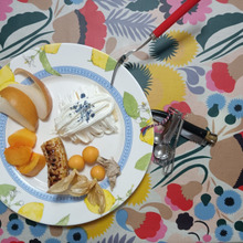 Le petit déjeuner d'aujourd'hui 今朝の朝食 “フルーツ5種”