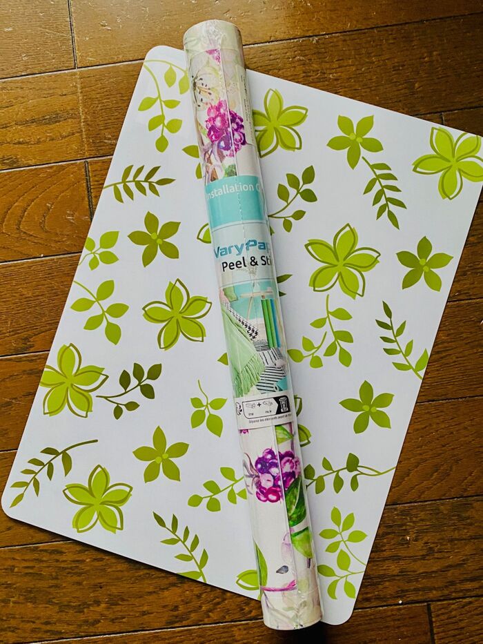 貼るだけDIY!古い家具が素敵に生まれ変わりますよ〜