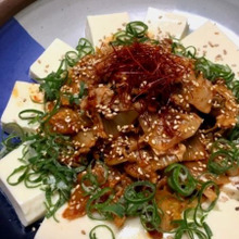 豚キムチをのせた豆腐「ドゥブキムチ」