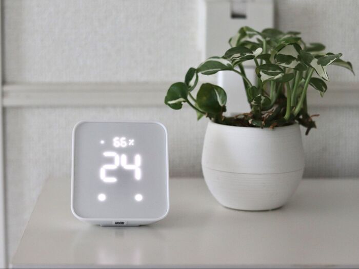 狭い家でも、機械が苦手でも大丈夫! SwitchBotで叶った「人もペットも安心なスマートライフ」