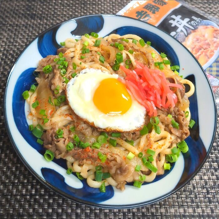 簡単めちゃウマ♪ピリ辛焼きぎゅうどん