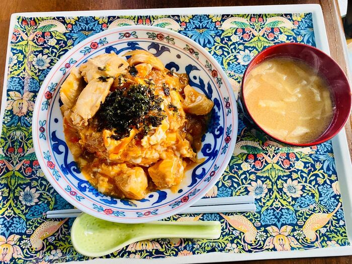休日のランチに!「韓国風親子丼」