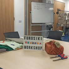 風呂敷を使いませんか?