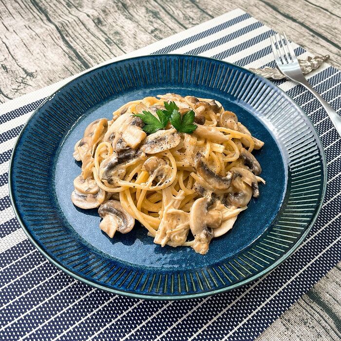 【たっぷりきのこのクリームパスタ】便利な野菜だし使用!