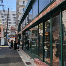 【今日のespresso break】OFFICINE UNIVERSELLE BULY