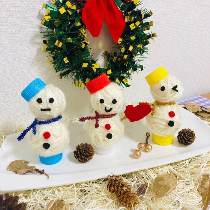 100均毛糸+ペットボトルキャップで!簡単雪だるま☆