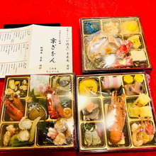 豪華絢爛!今年で3回目!おせち料理は早割でお得がオススメ